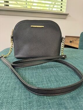 Steve Madden Black Crossbody with Gold Chain Accent
